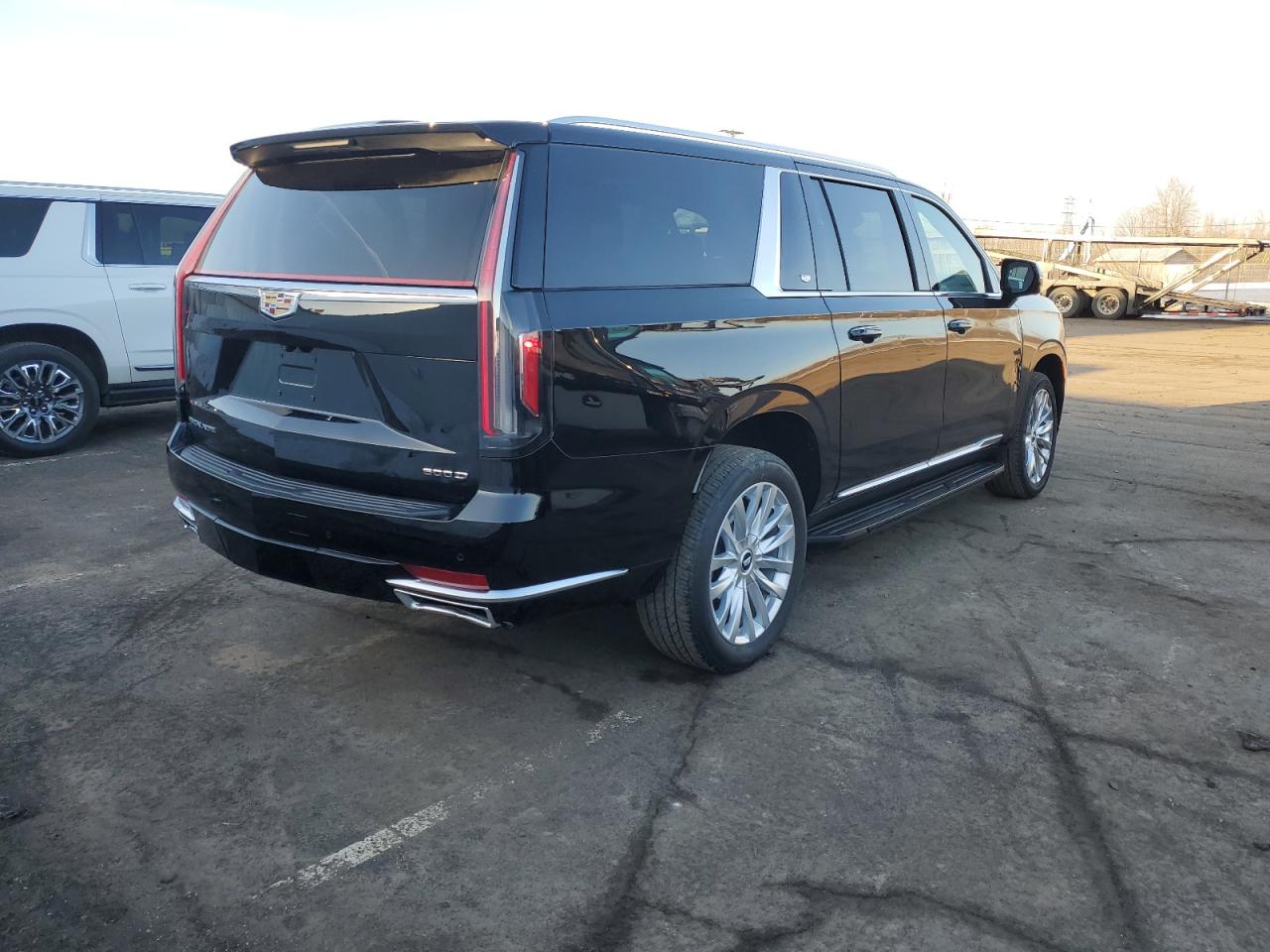 2024 CADILLAC ESCALADE ESV LUXURY VIN:1GYS4JKTXRR111331