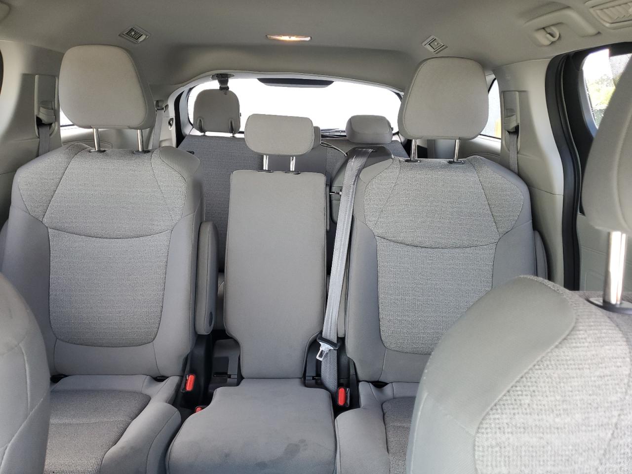 2022 TOYOTA SIENNA LE VIN:5TDBSKFC6NS042760