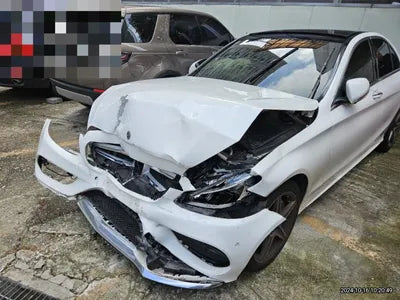 2018 Mercedes-Benz C 250 VIN: