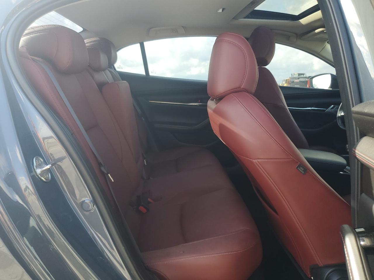 2023 MAZDA 3 PREFERRED VIN:3MZBPACM8PM362526