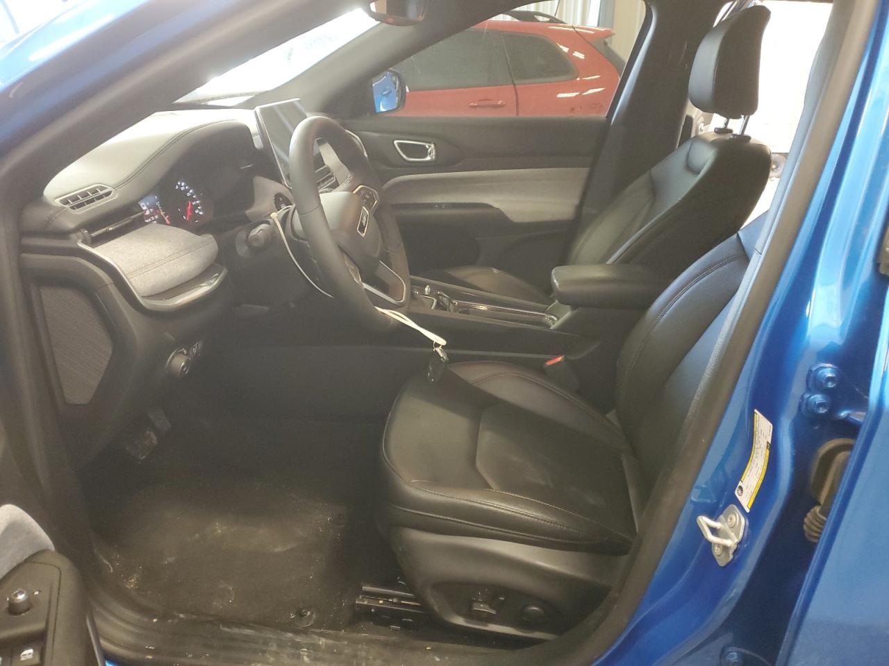 2024 JEEP COMPASS LATITUDE LUX VIN:3C4NJDFN5RT155253