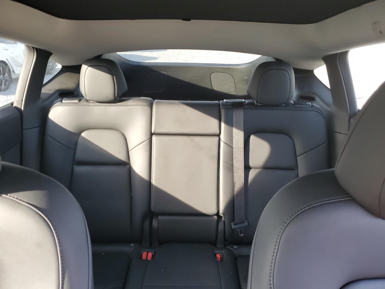 2022 TESLA MODEL Y  VIN:7SAYGDEF4NF457747