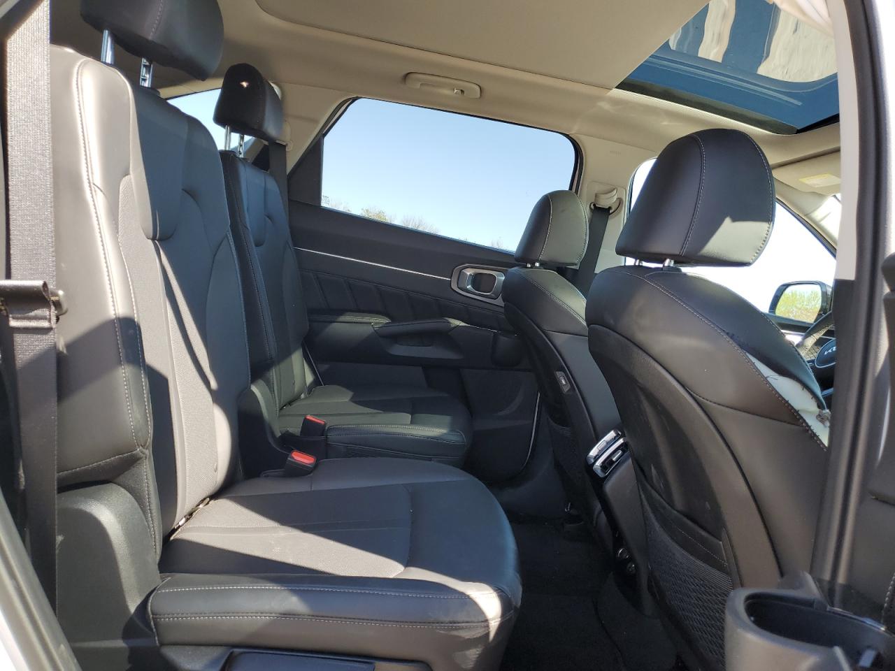 2023 KIA SORENTO SX VIN:5XYRKDLF7PG216568