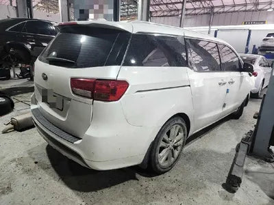 2016 Kia Carnival VIN: