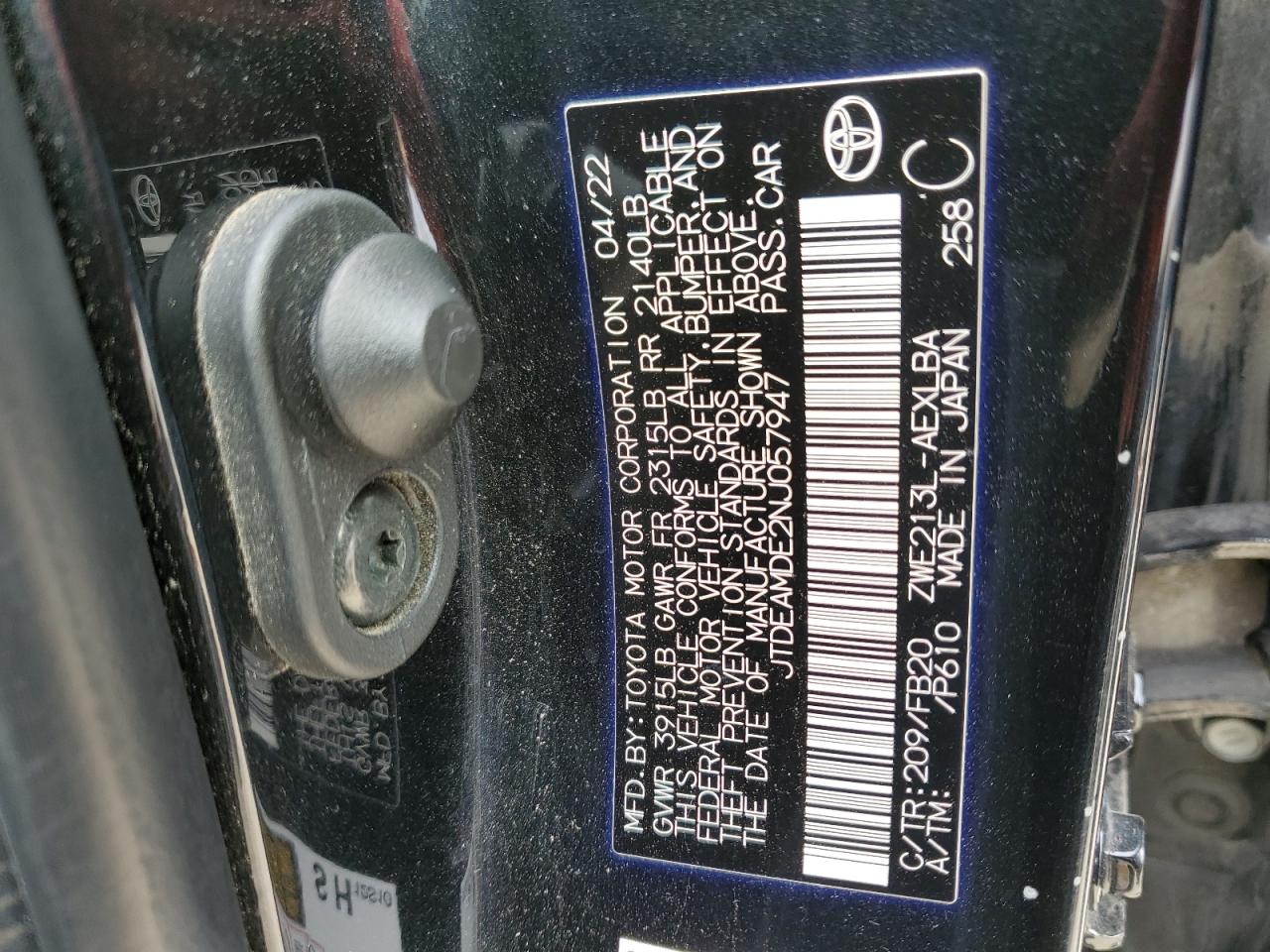 2022 TOYOTA COROLLA LE VIN:JTDEAMDE2NJ057947
