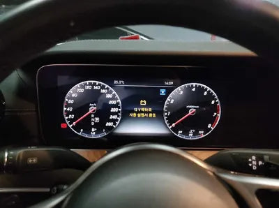 2019 Mercedes-Benz E 300 WDDZF4KB1KA559765 VIN:WDDZF4KB1KA559765