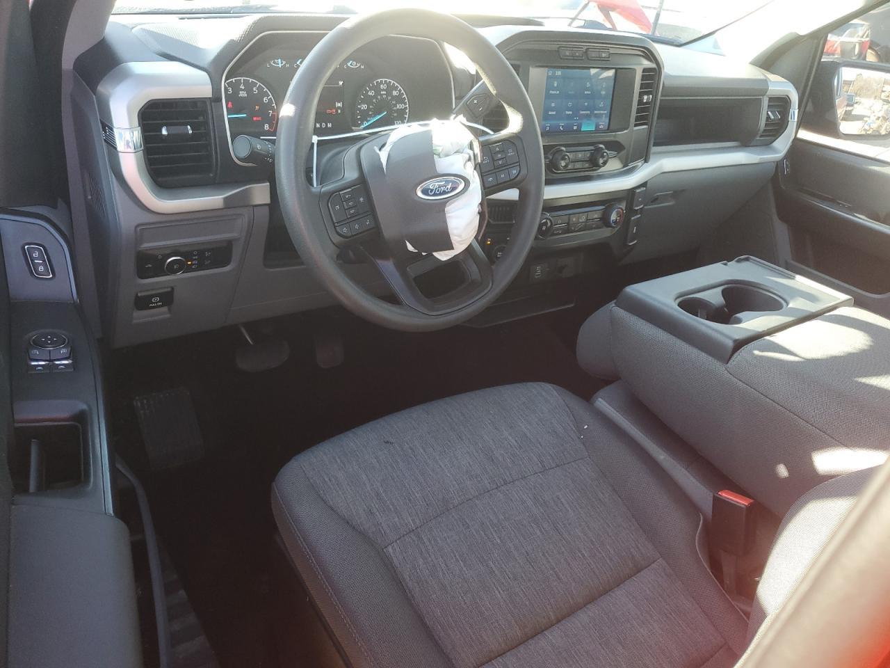 2022 FORD F150  VIN:1FTMF1EB2NKE16885