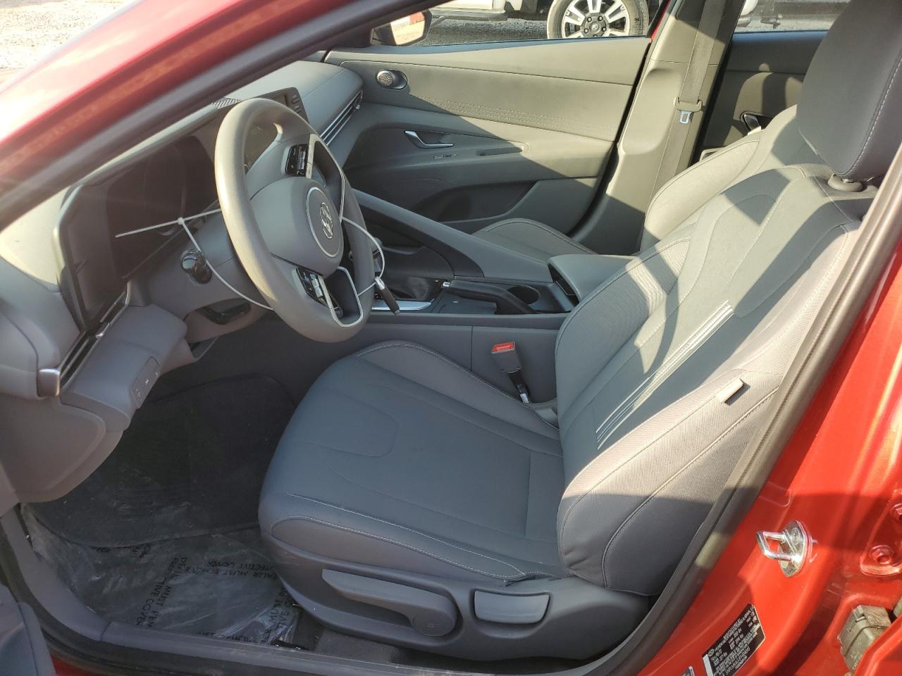 2023 HYUNDAI ELANTRA SEL VIN:5NPLM4AG1PH104045