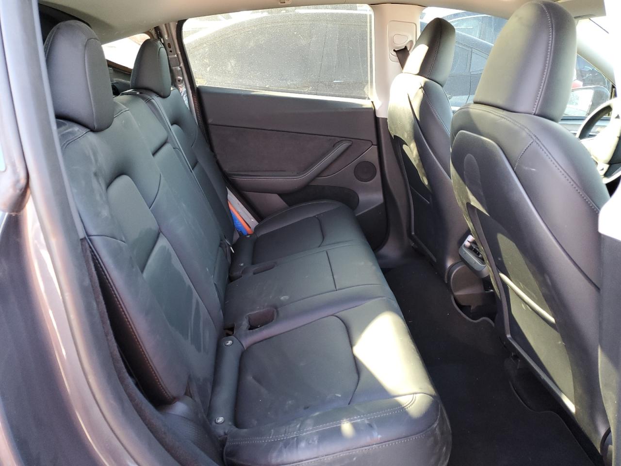 2023 TESLA MODEL Y  VIN:7SAYGDEF9PF698710