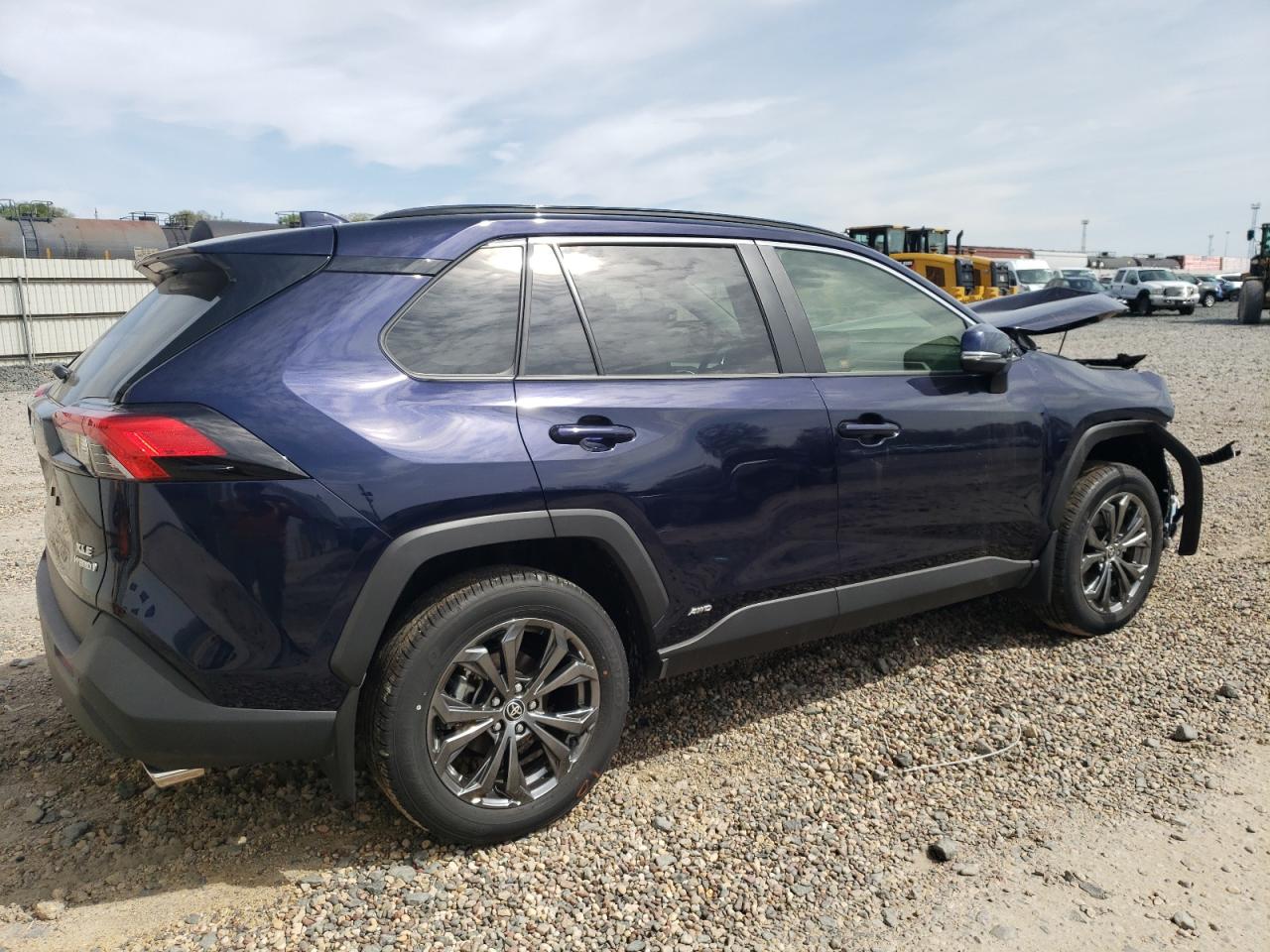 2023 TOYOTA RAV4 XLE PREMIUM VIN:JTMB6RFV5PD115839