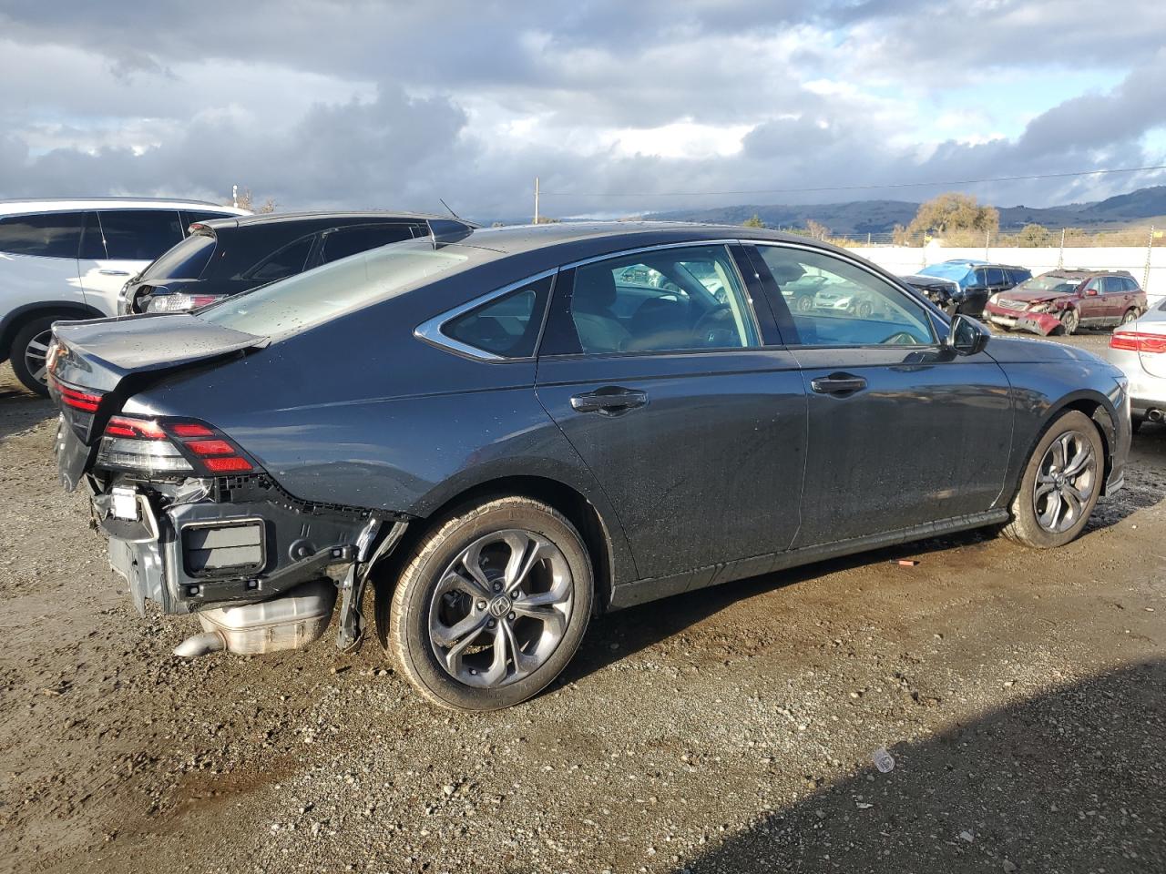 2024 HONDA ACCORD EX VIN:1HGCY1F38RA023015