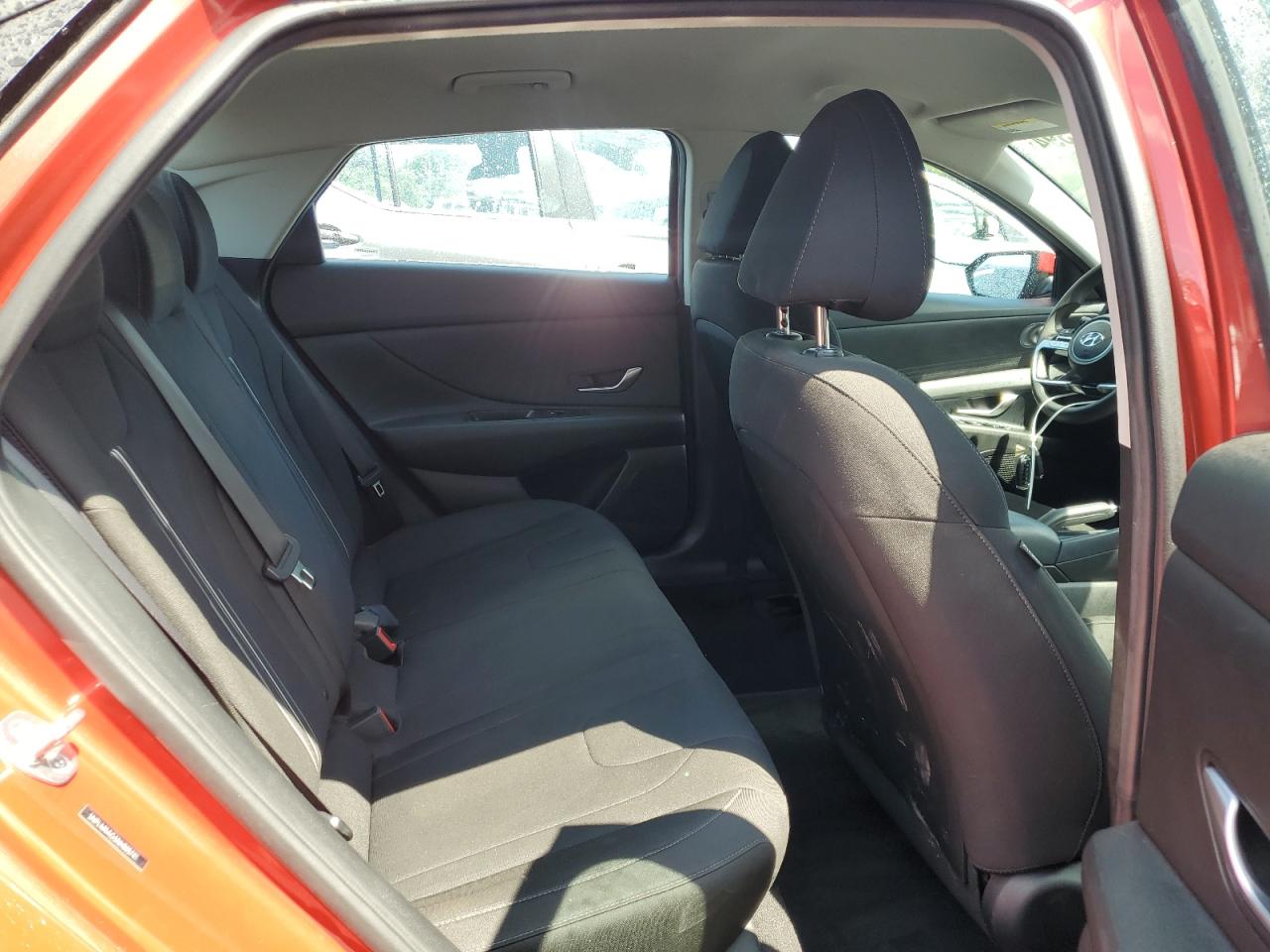 2022 HYUNDAI ELANTRA SEL VIN:5NPLM4AG5NH085741