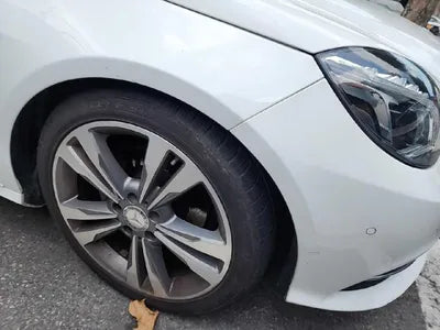 2015 Mercedes-Benz E 220 VIN: