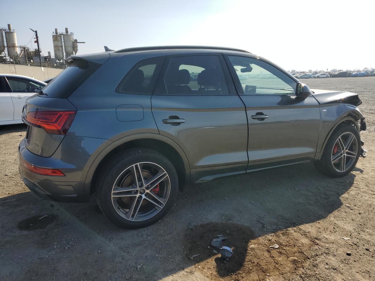 2024 AUDI Q5 E PREMIUM PLUS 55 VIN:WA1E2AFY3R2102696