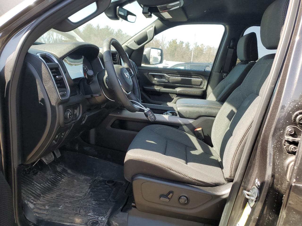 2024 RAM 1500 BIG HORN/LONE STAR VIN:1C6SRFFTXRN153303
