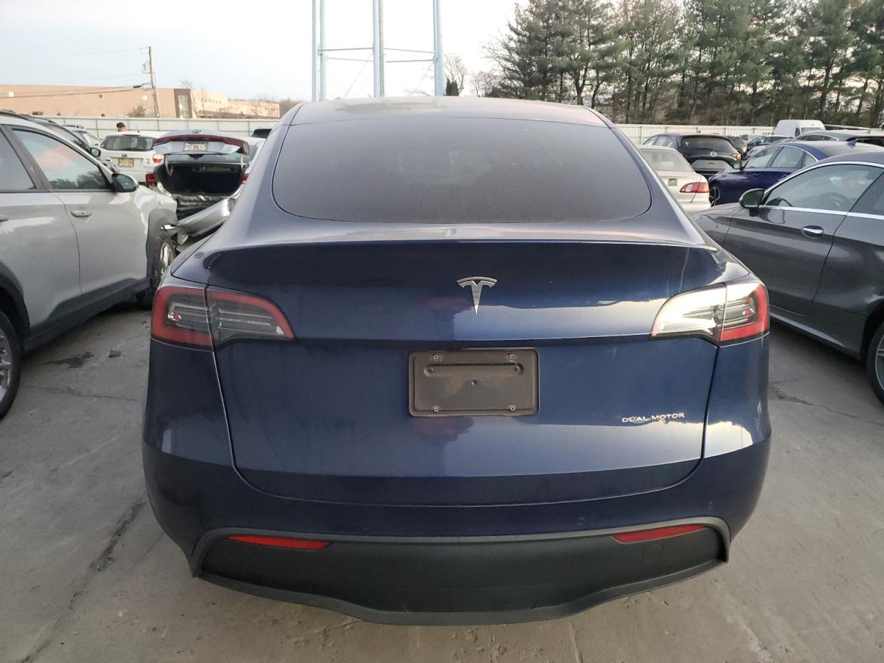 2022 TESLA MODEL Y  VIN:7SAYGDEE1NF485464