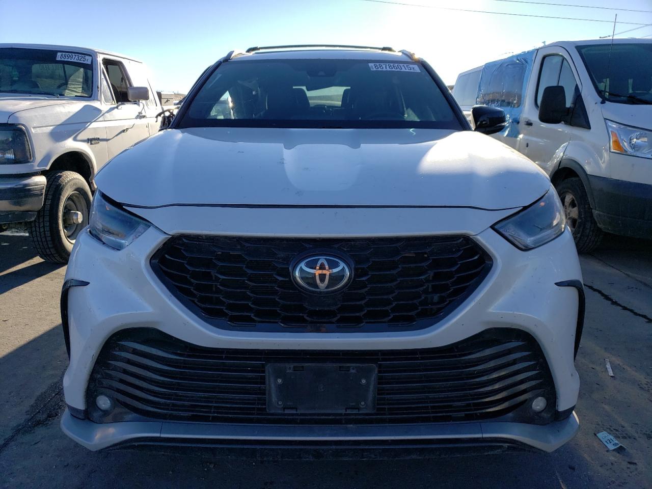 2022 TOYOTA HIGHLANDER XSE VIN:5TDJZRBH7NS186903