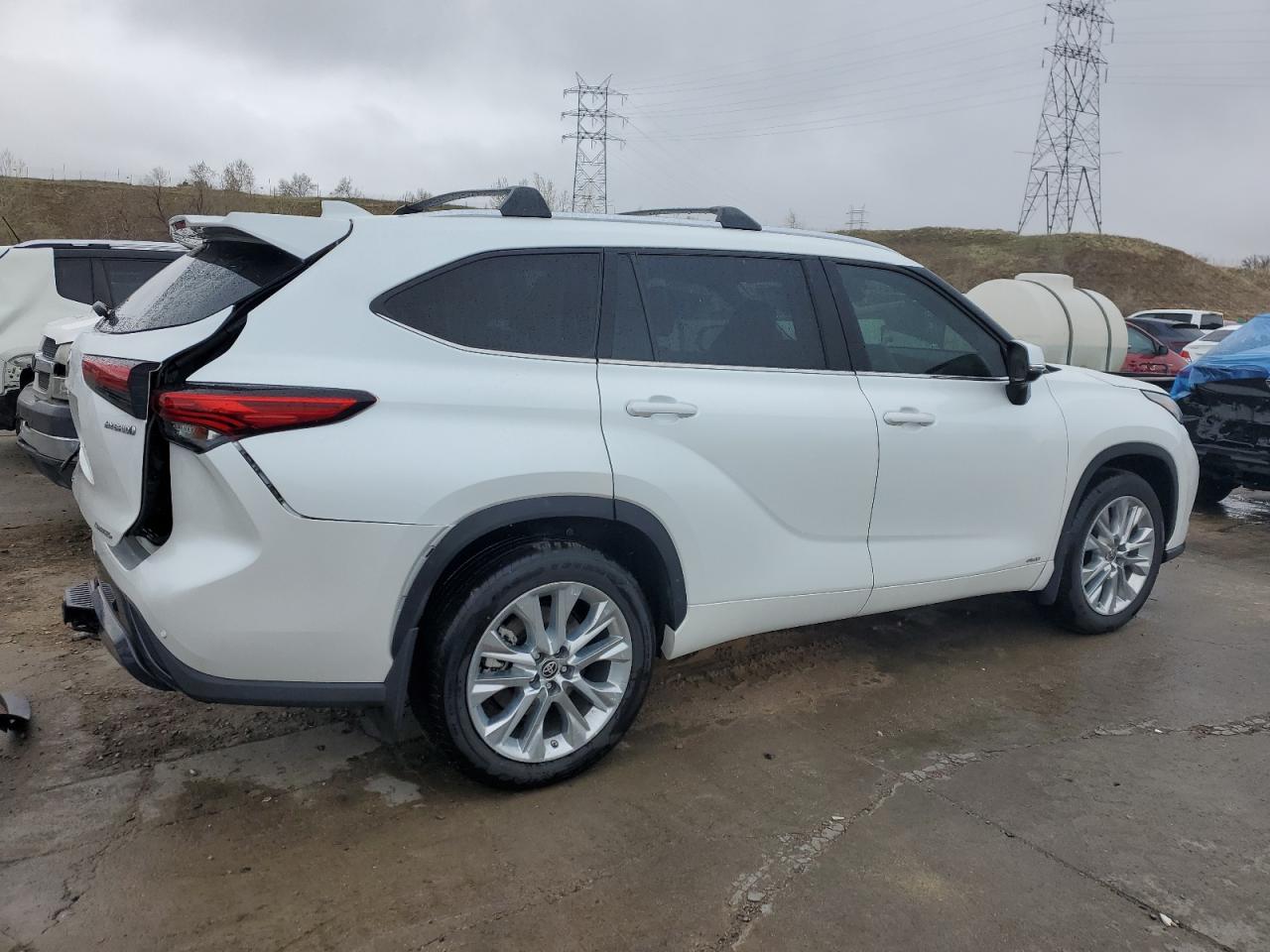 2022 TOYOTA HIGHLANDER HYBRID LIMITED VIN:5TDXBRCH7NS541761