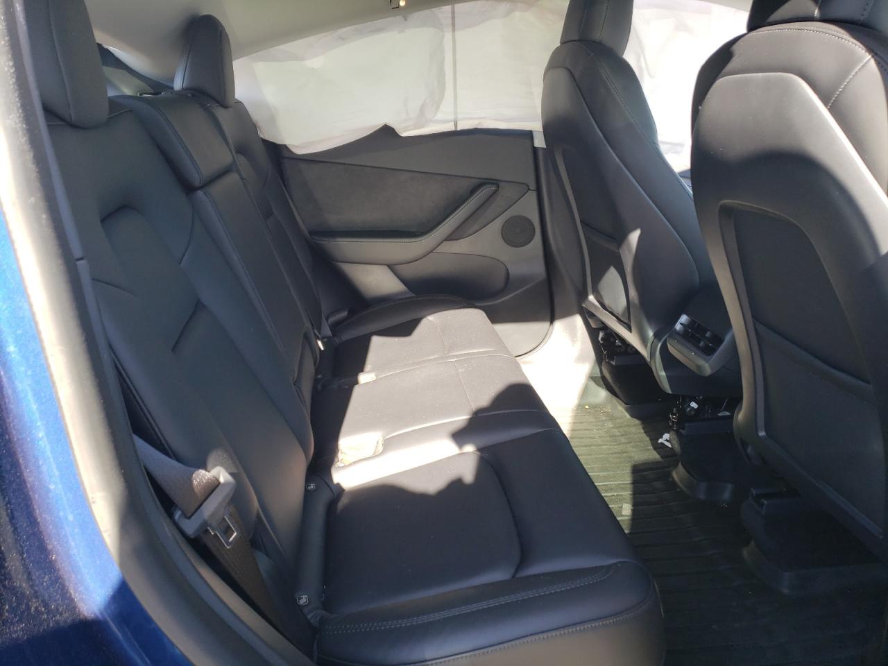 2022 TESLA MODEL Y  VIN:7SAYGDEE1NF323916