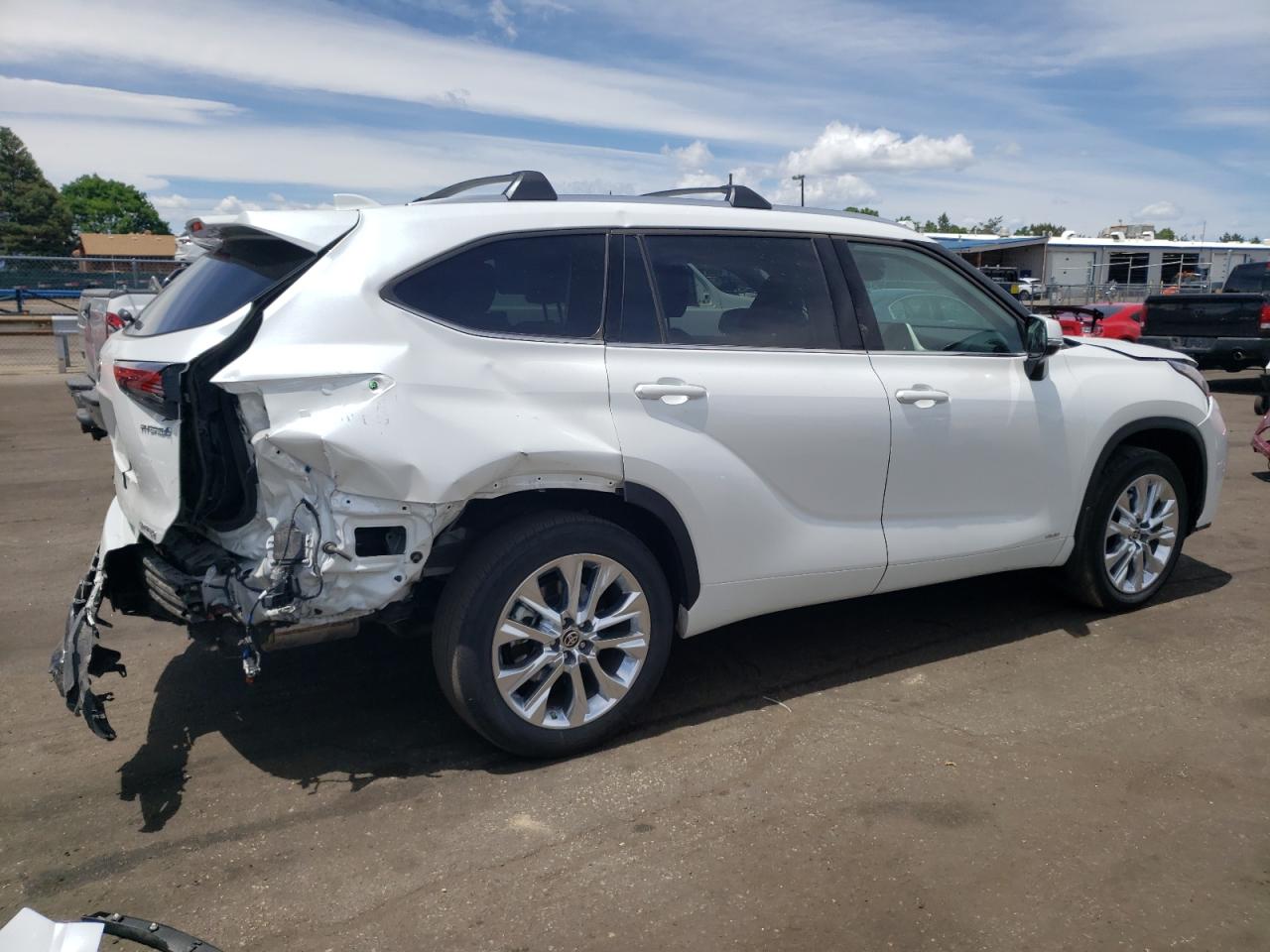 2023 TOYOTA HIGHLANDER HYBRID LIMITED VIN:5TDXBRCH4PS125749