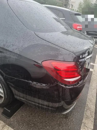 2017 Mercedes-Benz E 220 VIN: