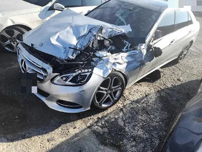 2015 Mercedes-Benz E 250 WDDHF9HB8FB105996 VIN:WDDHF9HB8FB105996