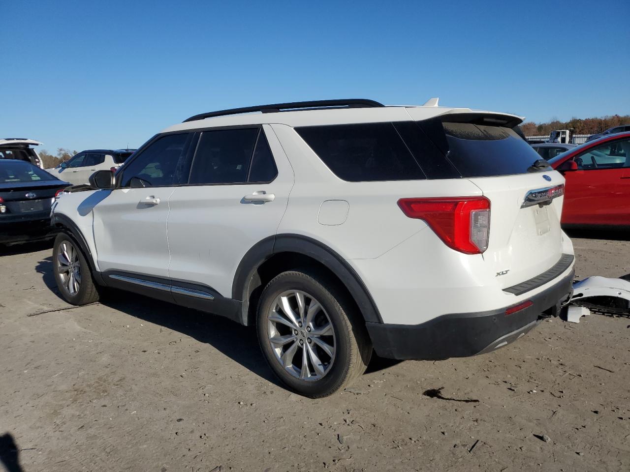 2022 FORD EXPLORER XLT VIN:1FMSK8DH0NGA08353