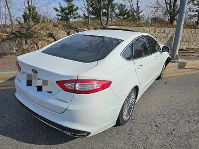 2017 Ford Mondeo VIN: