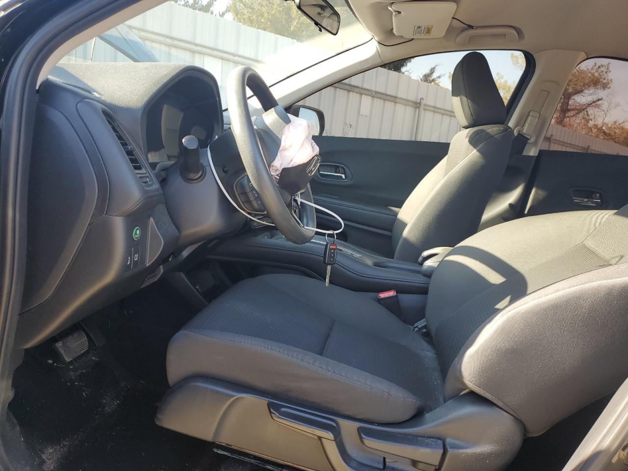2022 HONDA HR-V LX VIN:3CZRU6H39NM703690