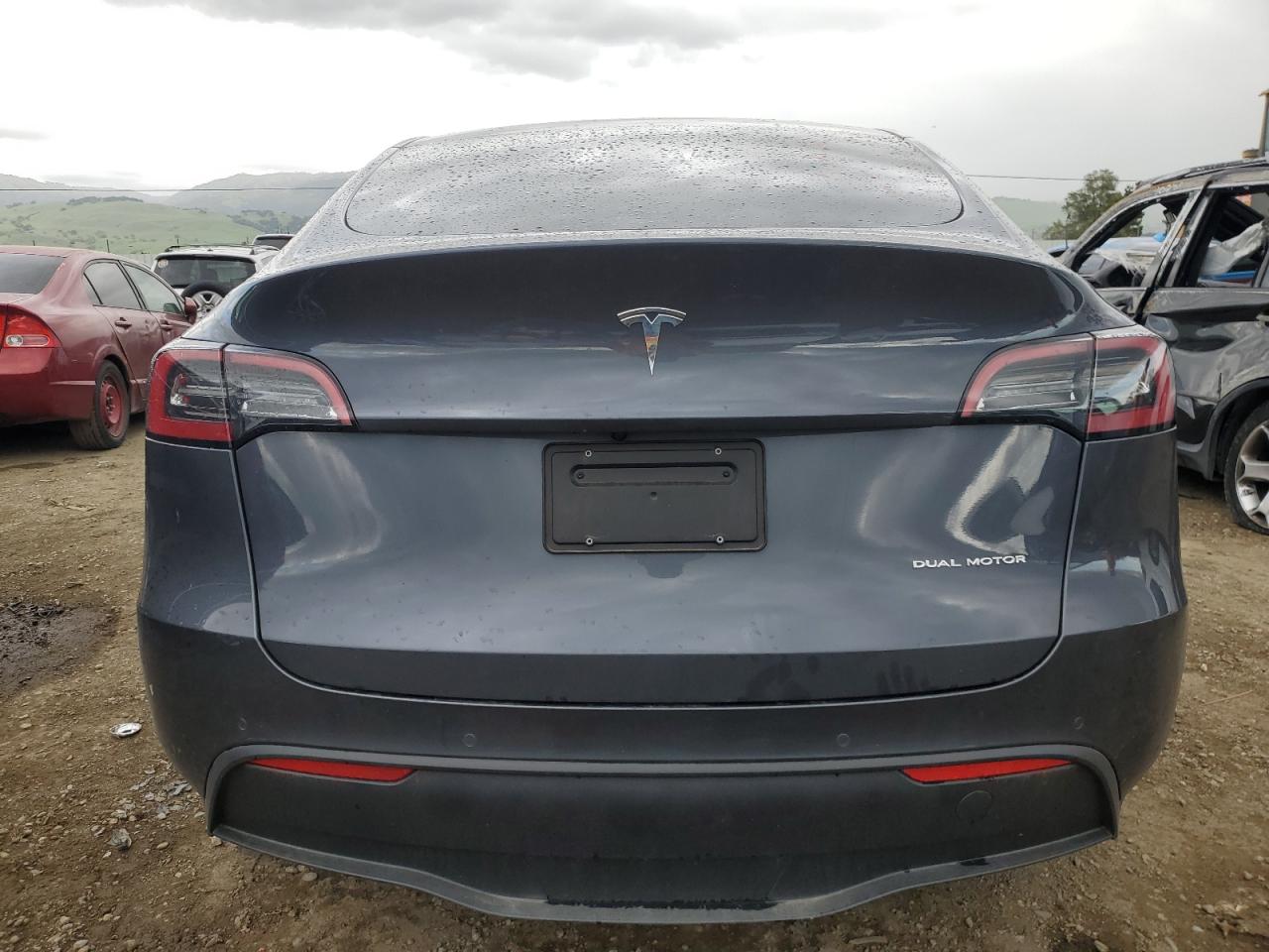 2022 TESLA MODEL Y  VIN:7SAYGDEEXNF549033