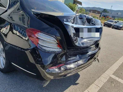 2017 Mercedes-Benz E 300 VIN: