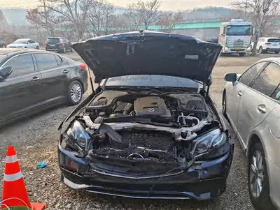 2020 Mercedes-Benz E 300 W1KZF4JB5LA764749 VIN:W1KZF4JB5LA764749