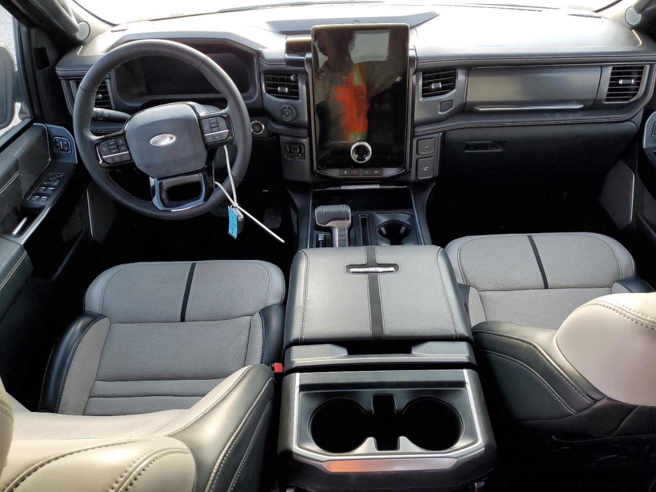 2023 FORD F150 LIGHTNING PRO VIN:1FT6W1EV2PWG18317