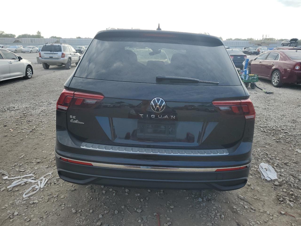 2023 VOLKSWAGEN TIGUAN SE VIN:3VVNB7AX7PM057938