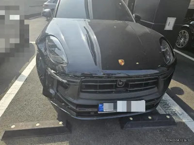 2023 Porsche Macan VIN:
