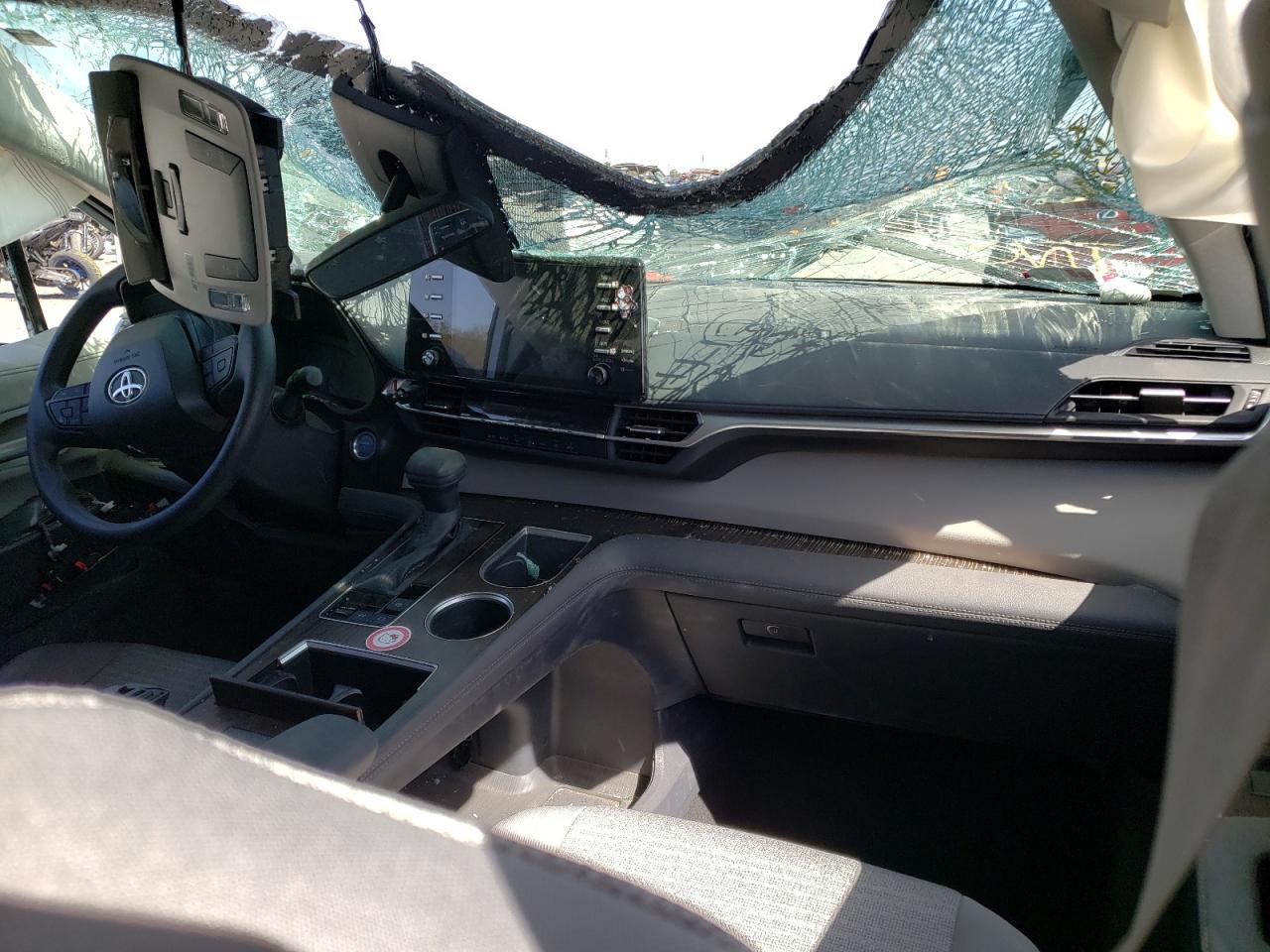 2022 TOYOTA SIENNA LE VIN:5TDKRKEC0NS105865