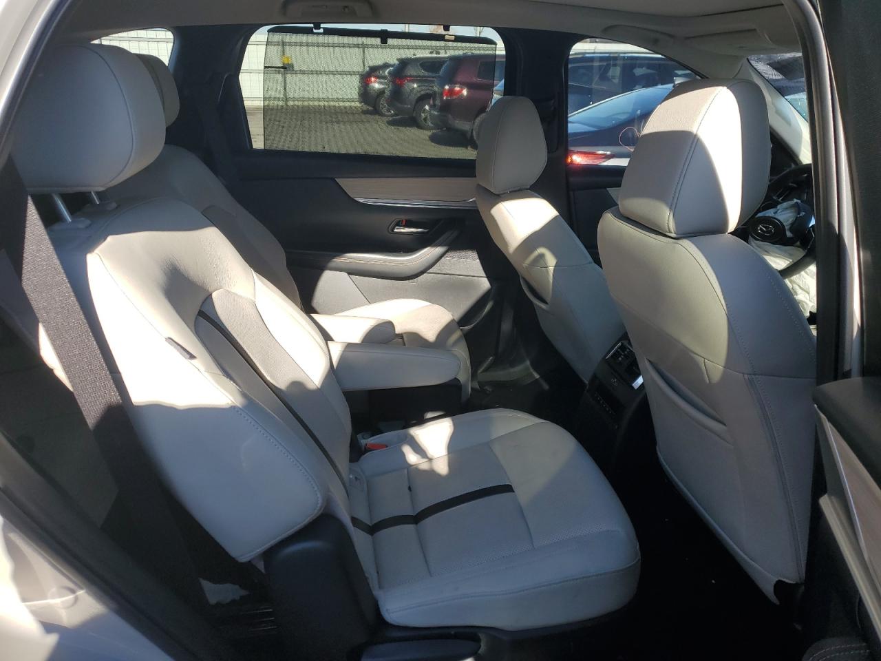 2024 MAZDA CX-90 PREMIUM VIN:JM3KKDHA2R1117052