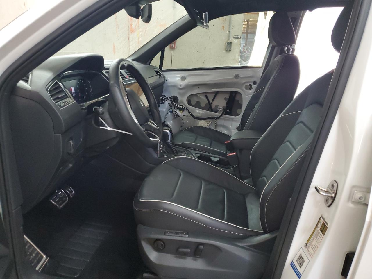 2022 VOLKSWAGEN TIGUAN SEL R-LINE VIN:3VV4B7AX6NM117300