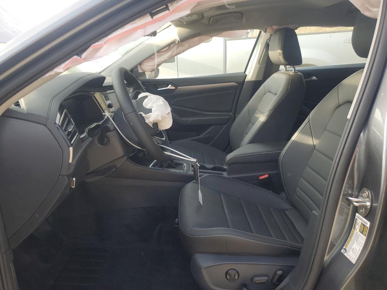 2024 VOLKSWAGEN JETTA SE VIN:3VW7M7BU1RM033074