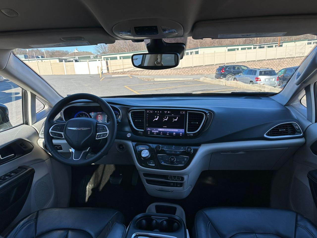 2022 CHRYSLER PACIFICA TOURING L VIN:2C4RC1BG3NR233365