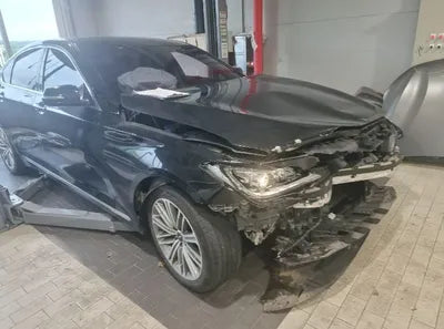 2016 Genesis G80 VIN: