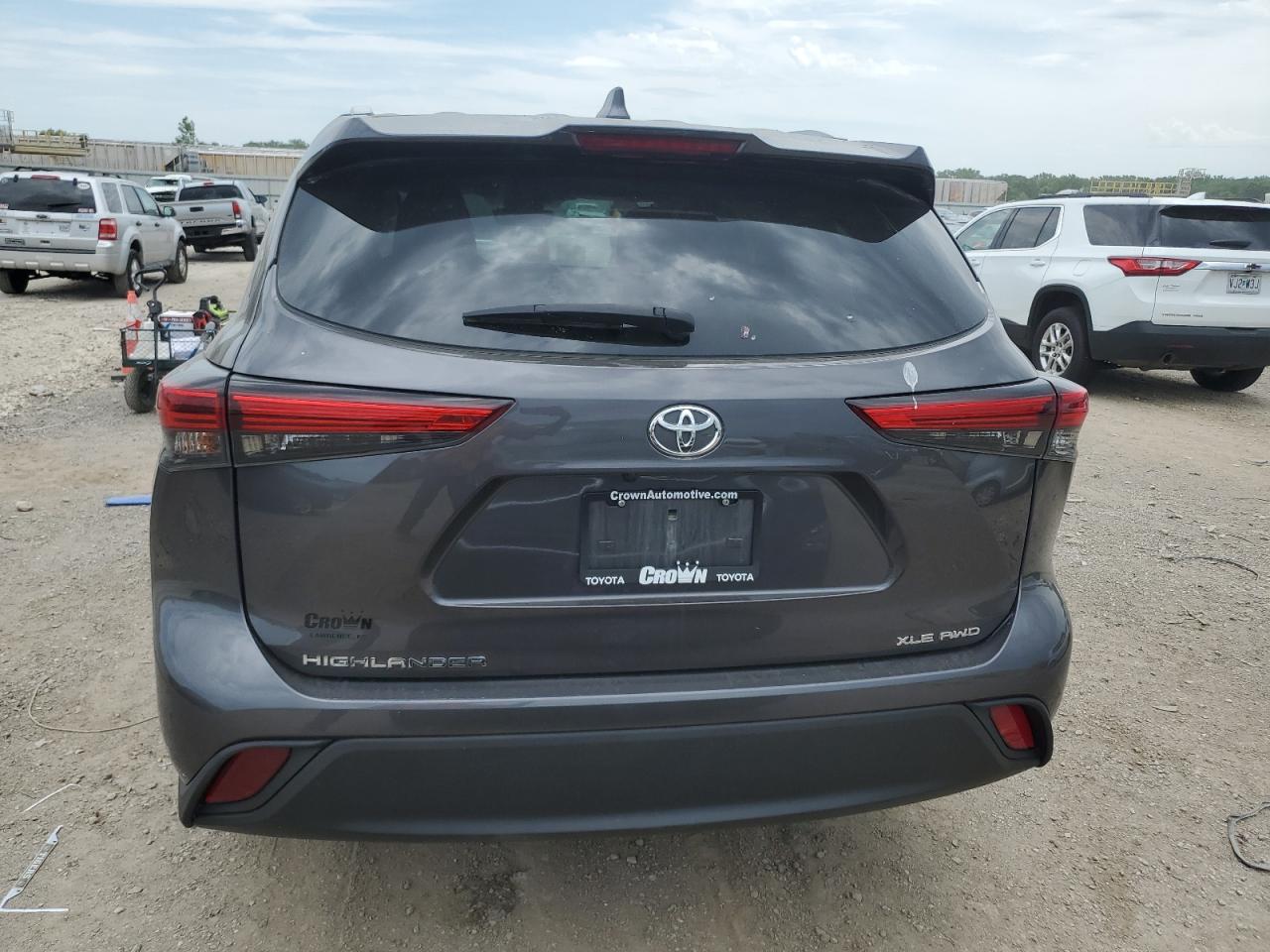 2022 TOYOTA HIGHLANDER XLE VIN:5TDGZRBH0NS212333