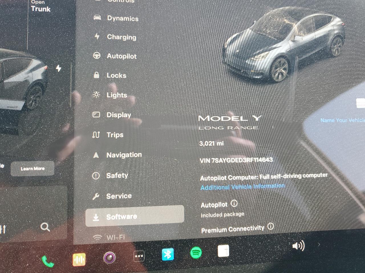 2024 TESLA MODEL Y  VIN:7SAYGDED3RF114643