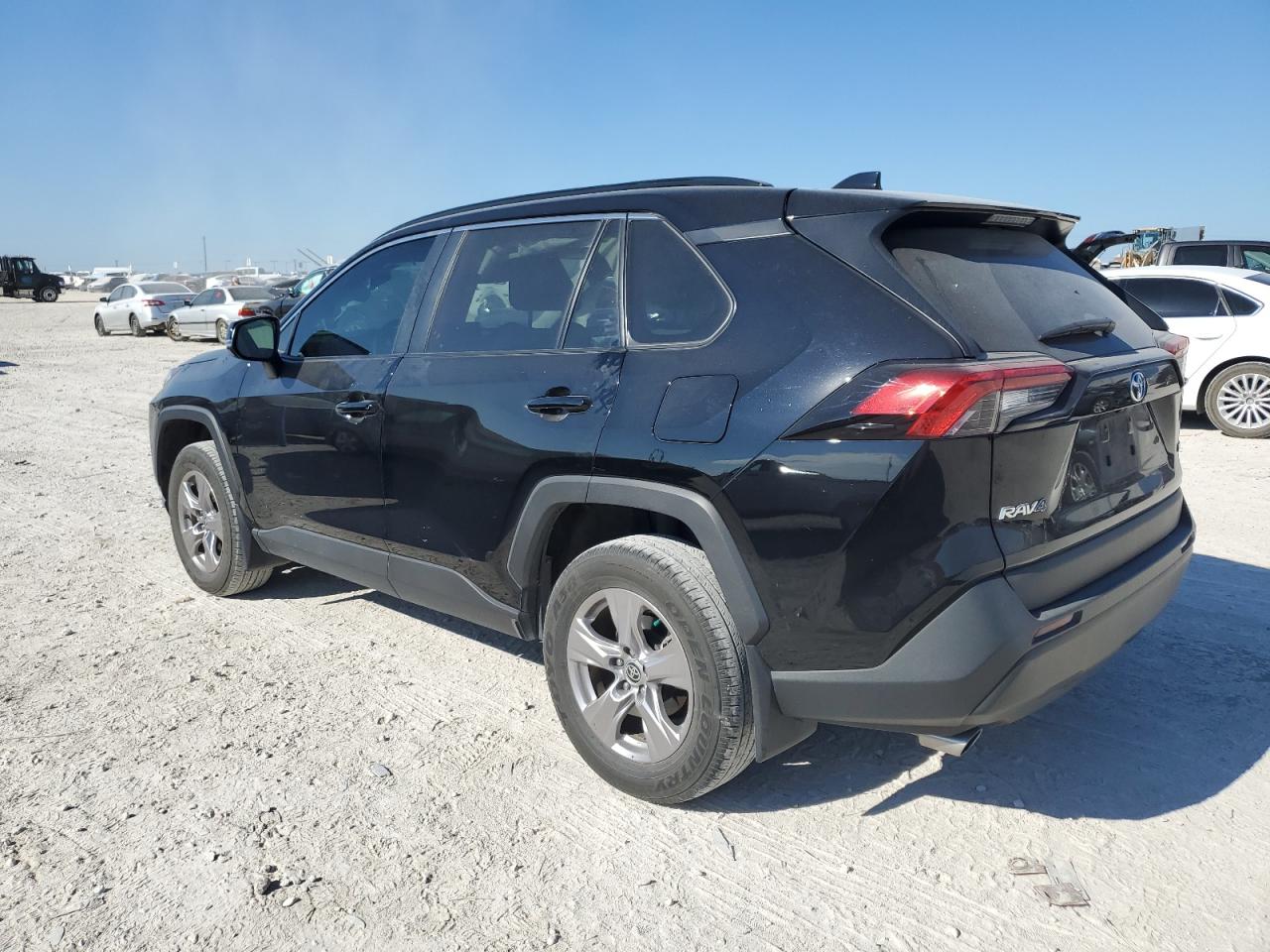 2022 TOYOTA RAV4 XLE VIN:2T3W1RFV4NC208160