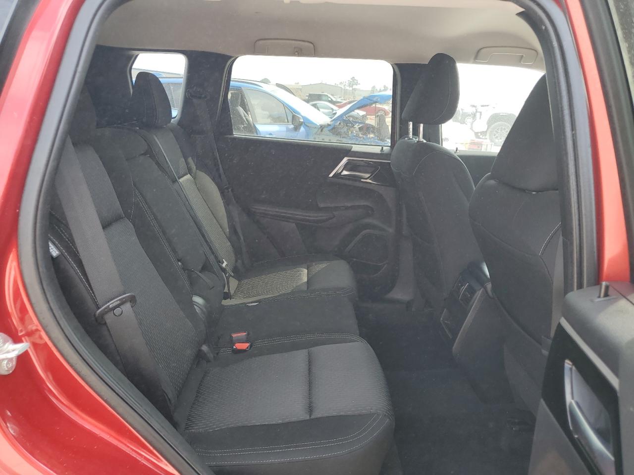 2024 MITSUBISHI OUTLANDER ES VIN:JA4J3UA86RZ023650