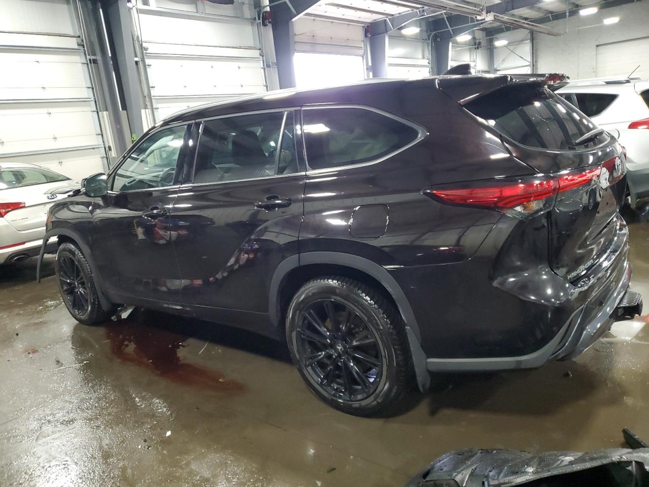 2022 TOYOTA HIGHLANDER LIMITED VIN:5TDDZRBH9NS162602