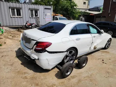 2017 Mercedes-Benz E 300 VIN: