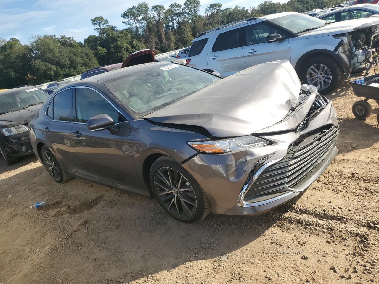 2024 TOYOTA CAMRY XLE VIN:4T1F11AK8RU216371