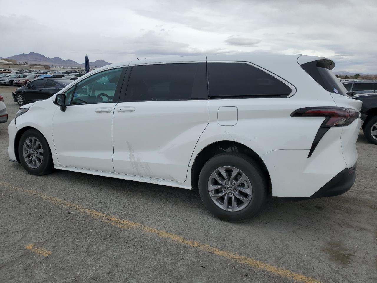 2023 TOYOTA SIENNA LE VIN:5TDKRKEC6PS159898