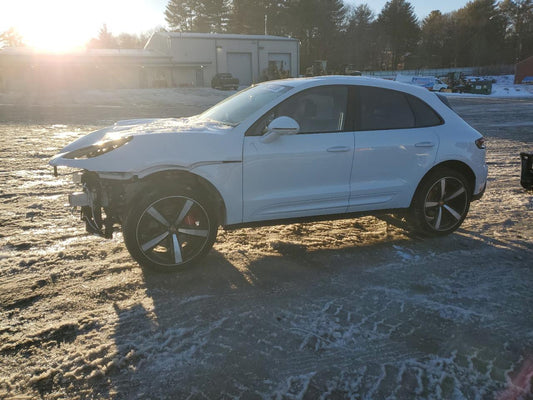 2024 PORSCHE MACAN S VIN:WP1AG2A52RLB40521